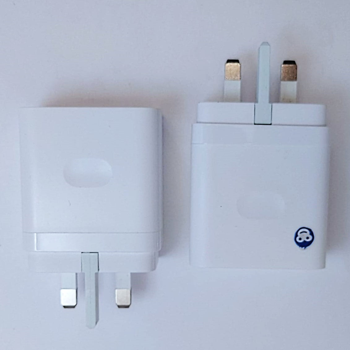 PLUG (ADAPTOR) USB OPPO 67W VCB-7CAYH - NEW